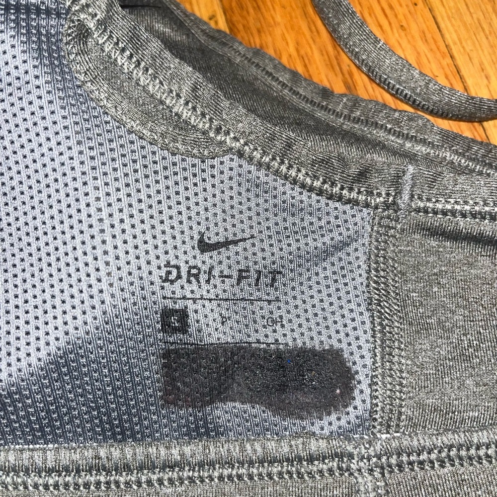 Nike Dri-Fit Women’s Sports Bra Size Small - Picture 5 of 6